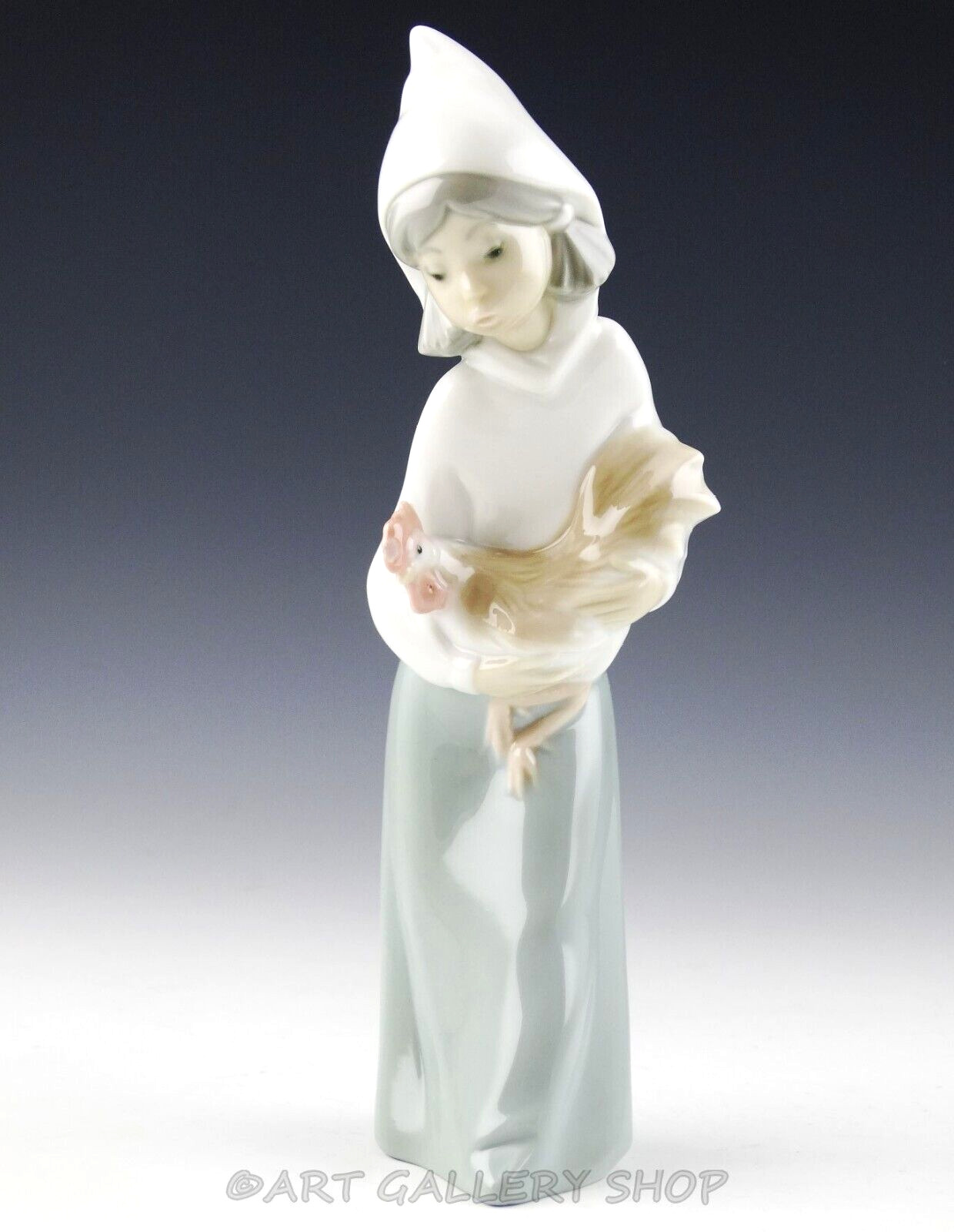 Lladro Figurine CHILDREN\'S NATIVITY SHEPHERDESS GIRL WITH ROOSTER HEN #4677 Mint