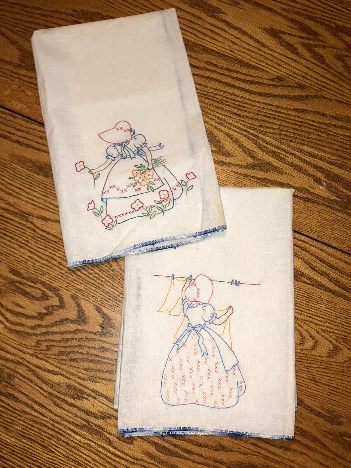 2~Vintage  Dish Hand  Towels Cotton\Linen Embroidered ~ UNUSED