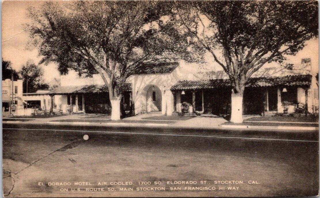 Stockton CA El Dorado Motel Exterior Trees Artvue postcard JQ3