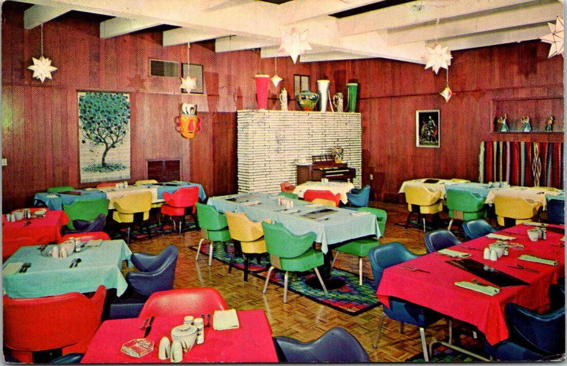Postcard Vintage South Carolina South of the Border: The Acapulco Room Chrome 