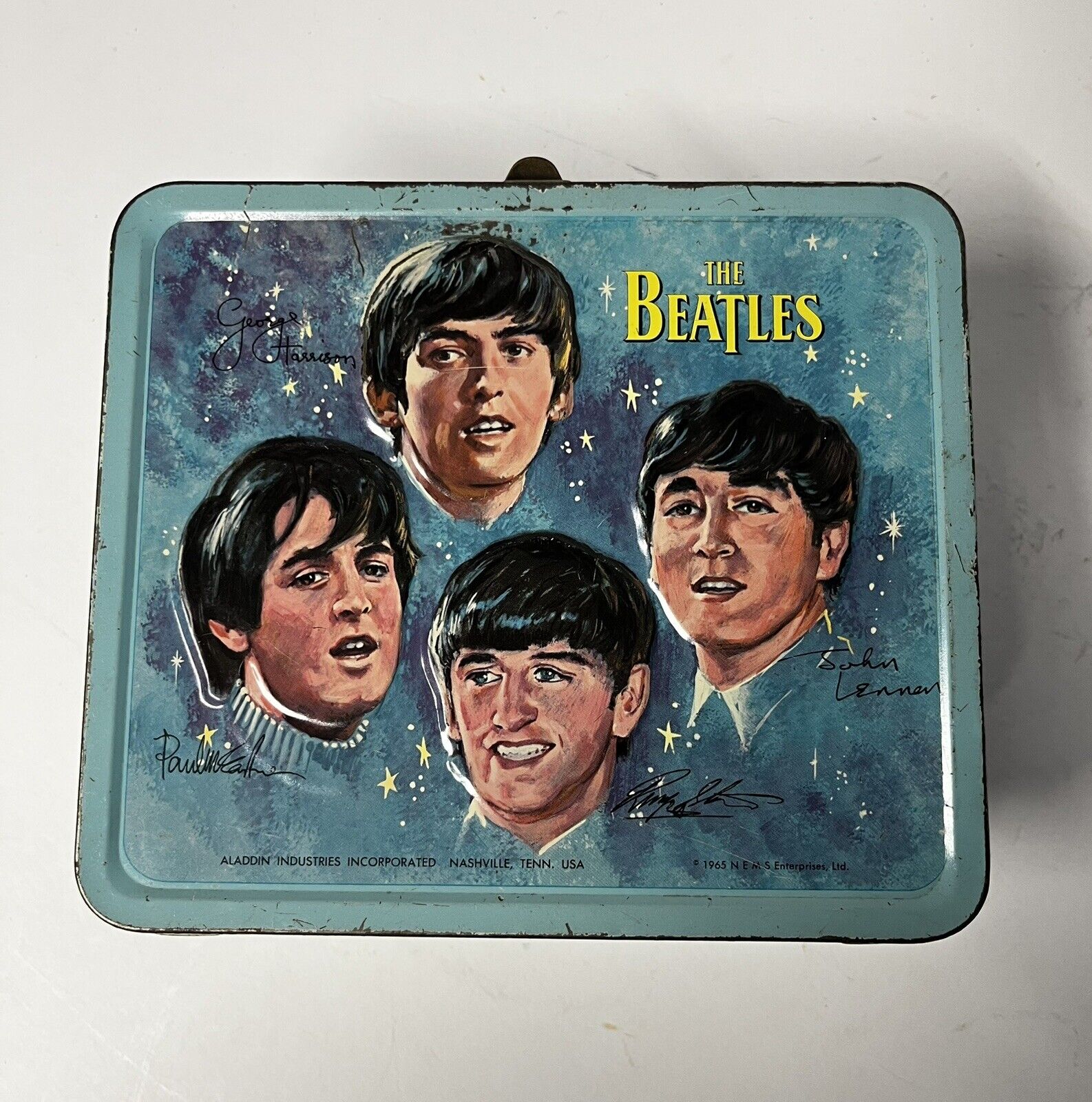 1965 AUTHENTIC ALADDIN THE BEATLES LUNCHBOX NO THERMOS NEEDS HANDLE