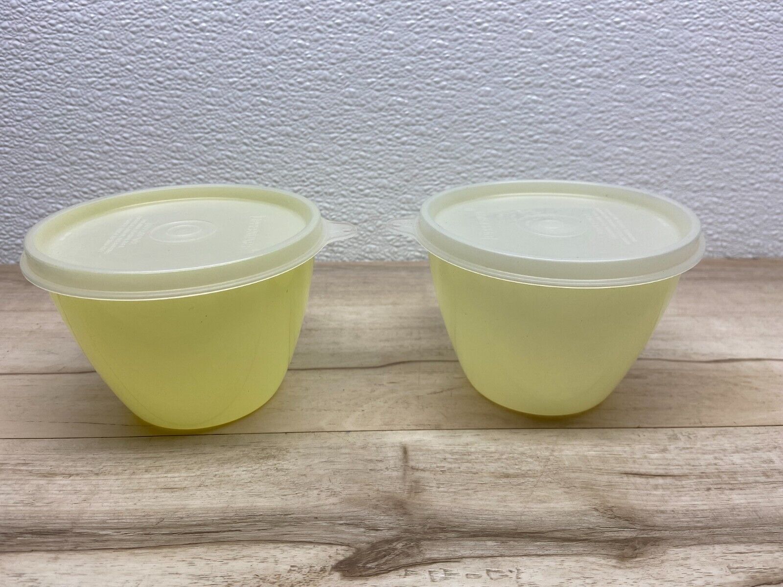 Vtg Tupperware Yellow Round Bawls # 148 Set Of 2 With Clear Lids