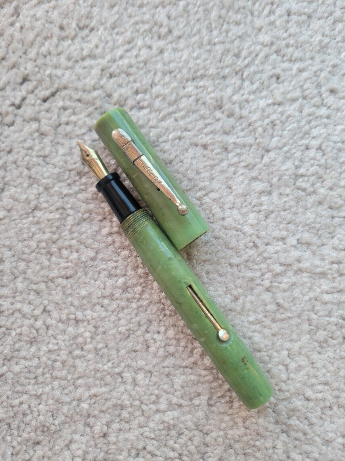 Vintage Criterion Oversize Jade Green Fountain Pen, Unrestored, 14k Flexible Nib