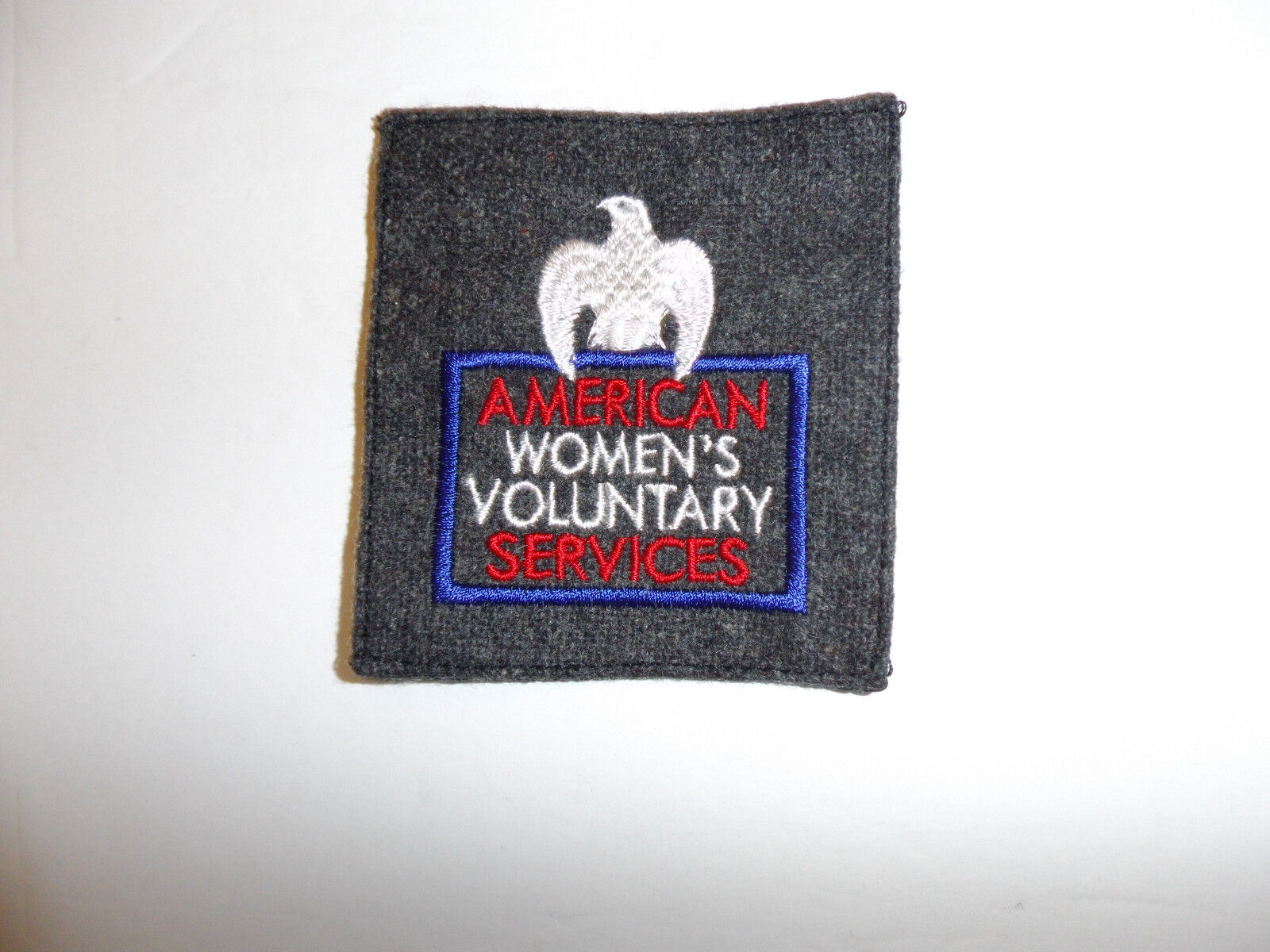 b0545 WW 2 US American Women\'s Voluntary Services AWVS patch R22E