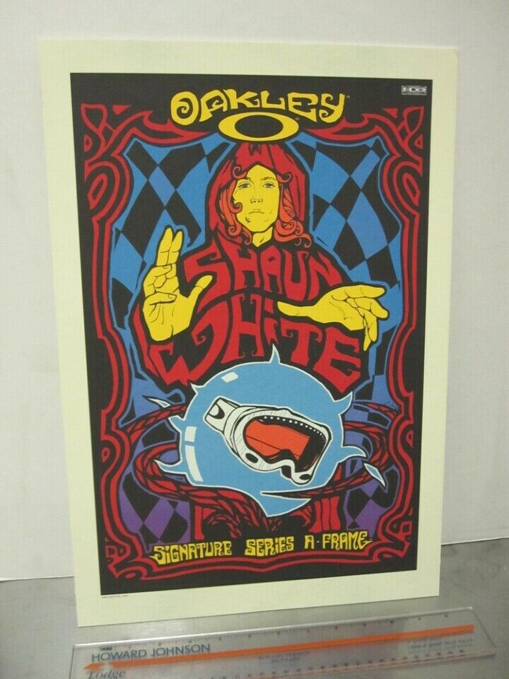 OAKLEY 2007 Shaun White Snowboard dealer counter display standee NEW old stock