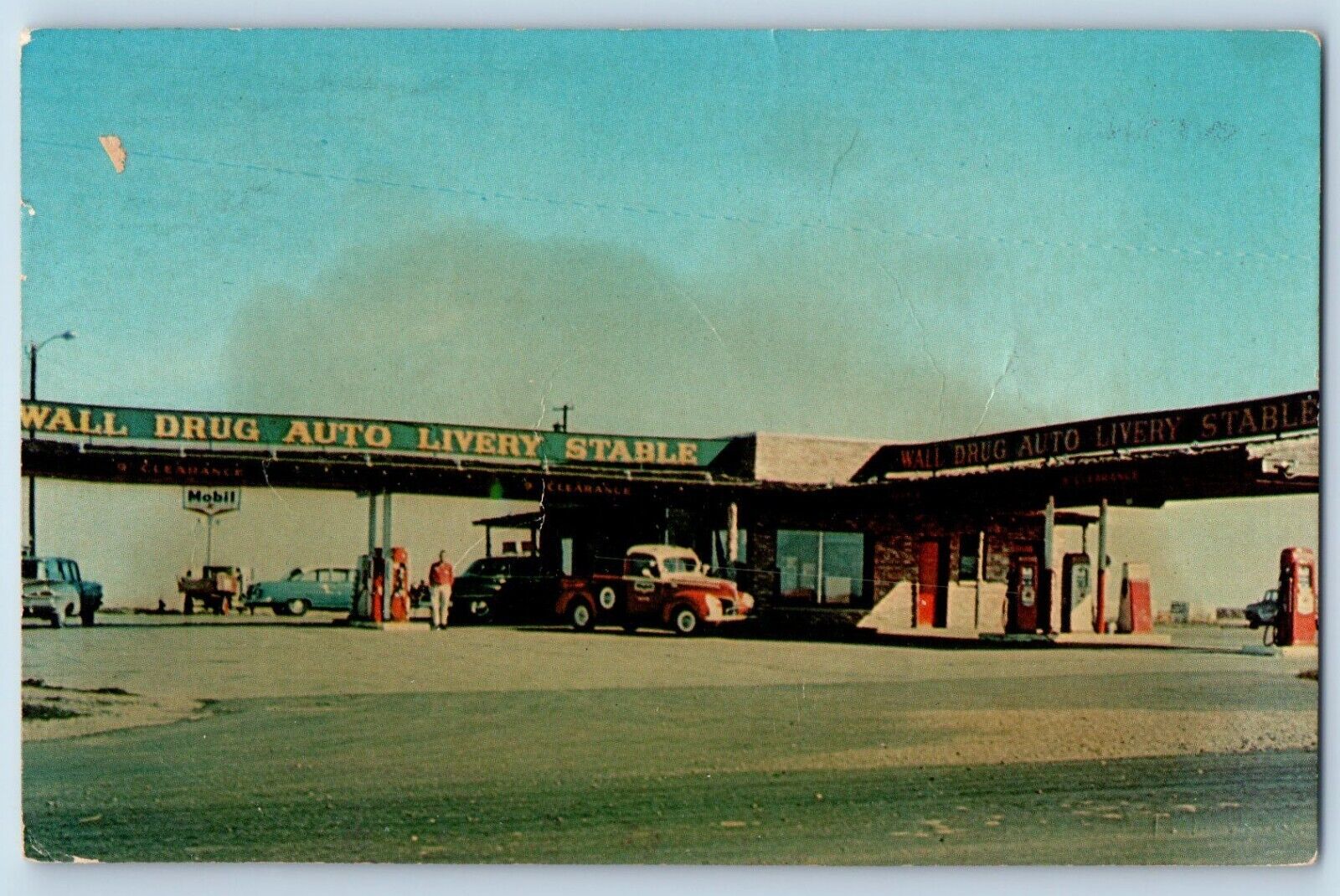 Wall South Dakota SD Postcard Wall Drug Auto Livery Mobile Station 1967 Vintage