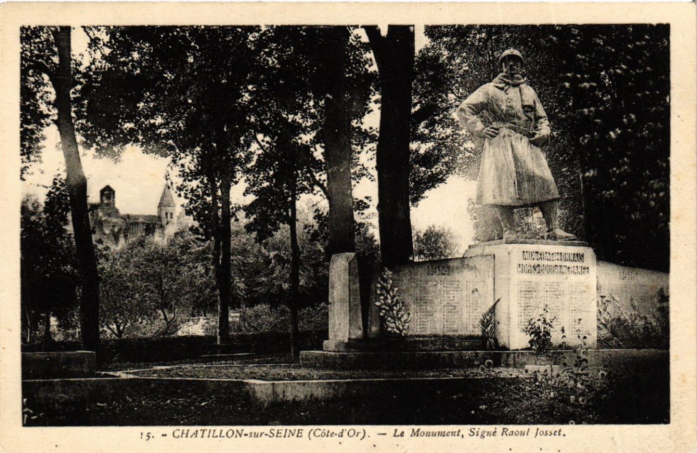 CPA CHATILLON-sur-SEINE - Le Monument Signe Raoul Josset (587101)