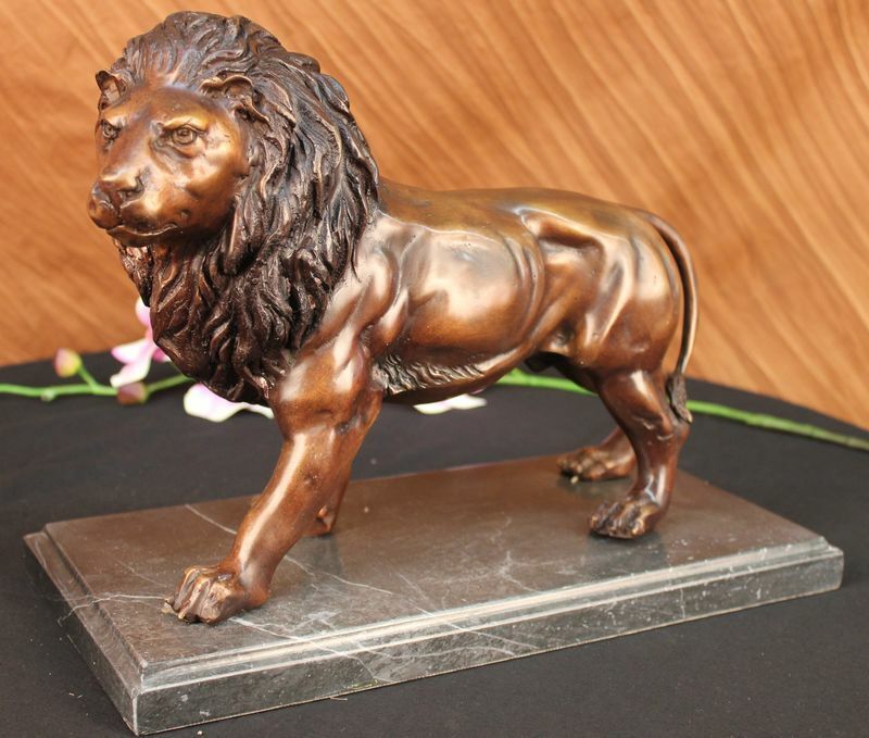 Large African Lioness Lion WildLife Animal Bronze Sculpture Statue Moigniez DEAL