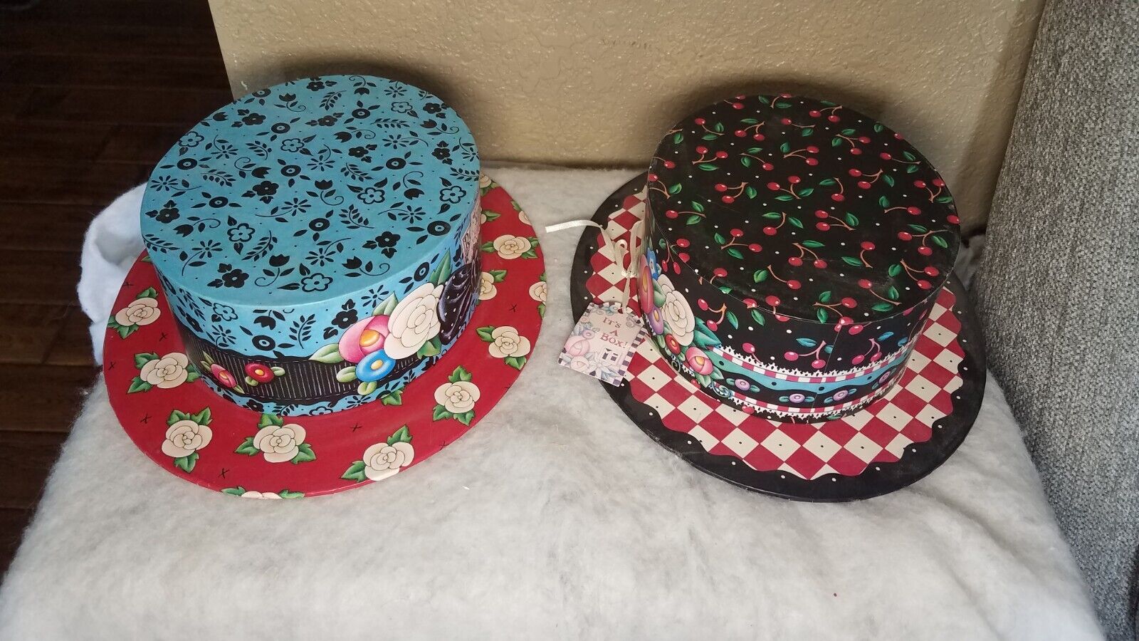 2 Mary Engelbreit Hat Shaped Gift Boxes 2000 3