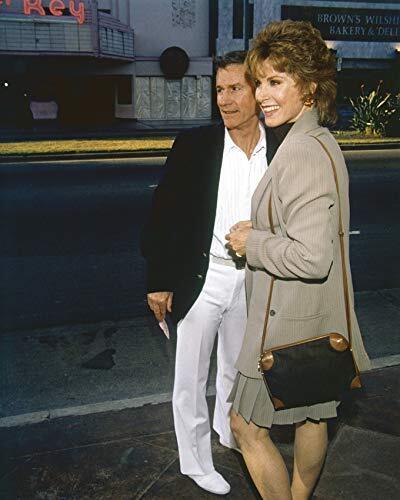 Roddy McDowall candid 1980's pose with actress Stefanie Powers 24x30 Poster