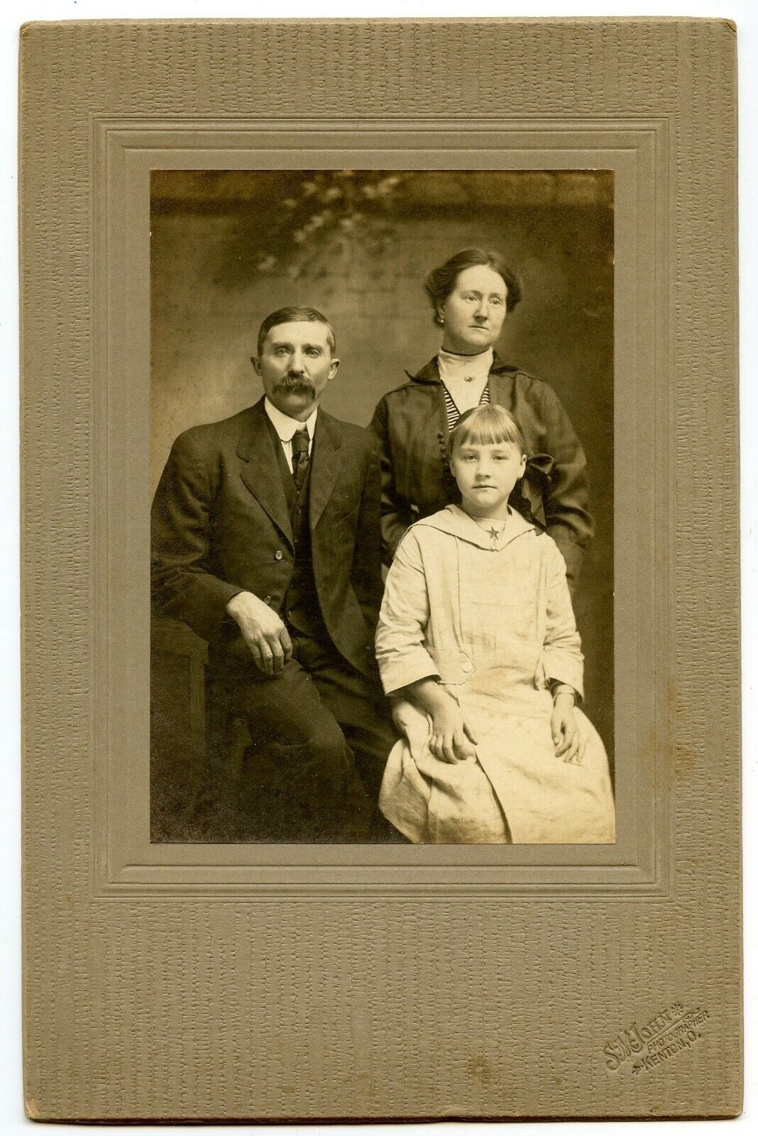 Bill Libold Family, Girl, Vintage Photo by McLohn , Kenton Ohio