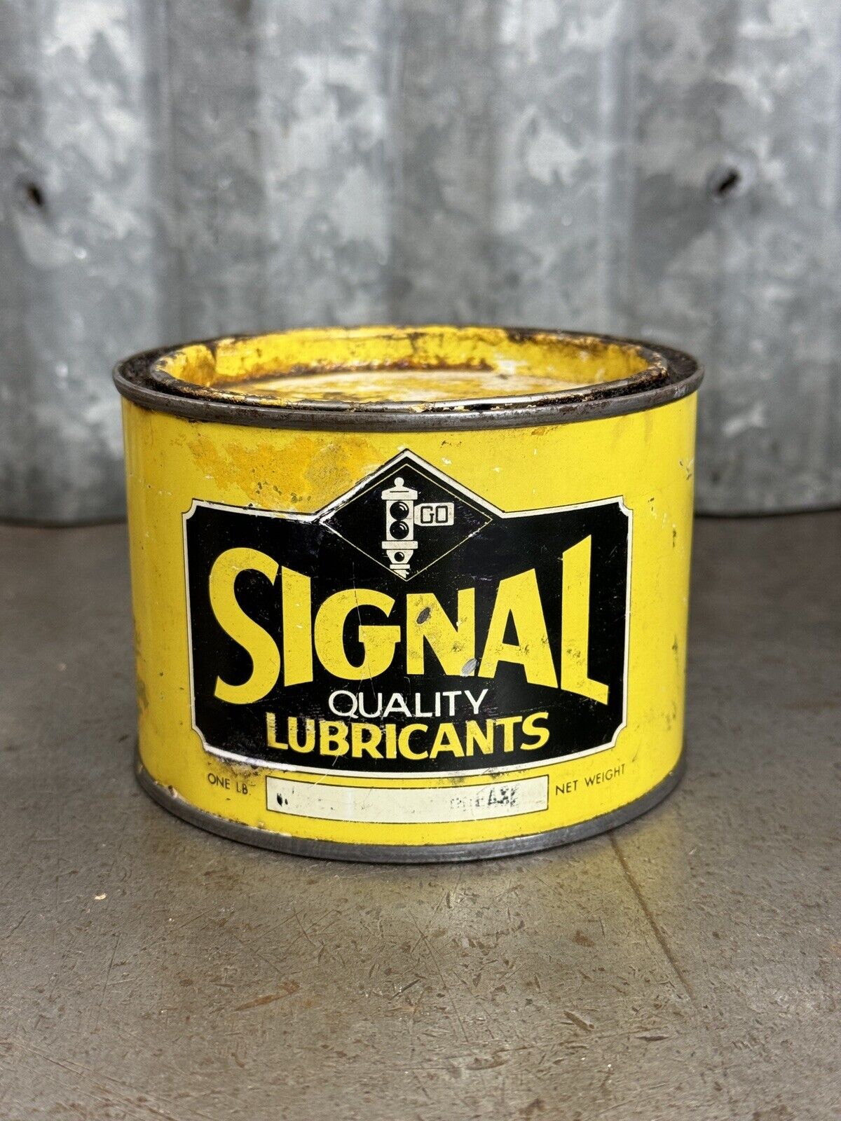 Signal One Pound Grease Oil Can Los Angeles California Vintage