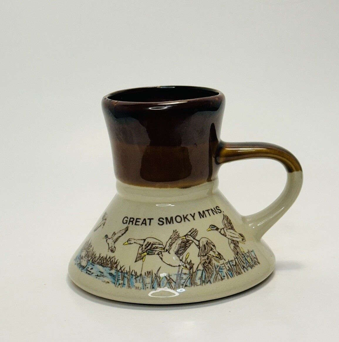 Vintage Great Smokey Mtns Tennessee No Spill Wide Bottom Travel Coffee Mug Ducks