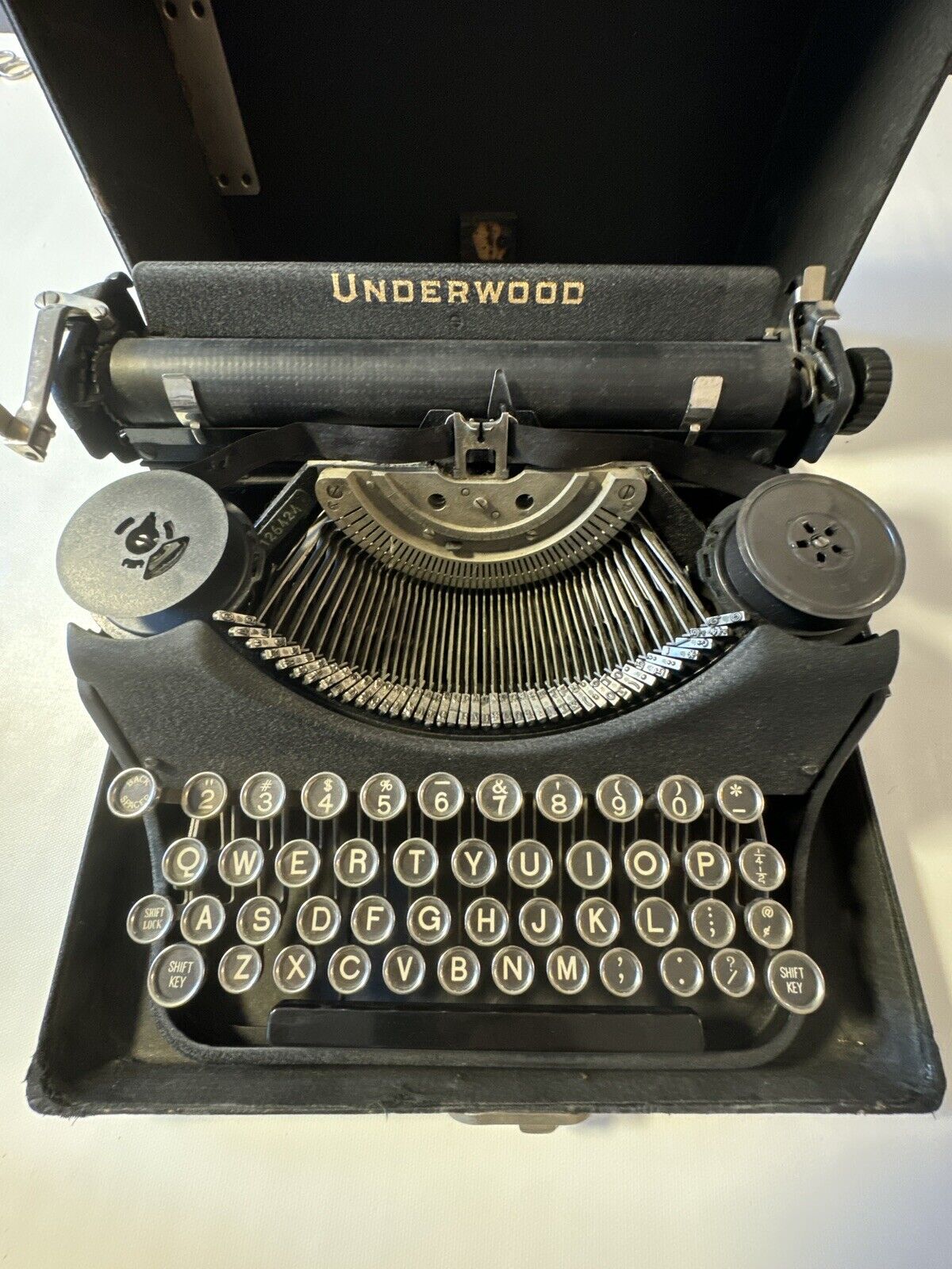 1938 Underwood Leader Portable Manual Typewriter - Four Bank - Working - w/ Case