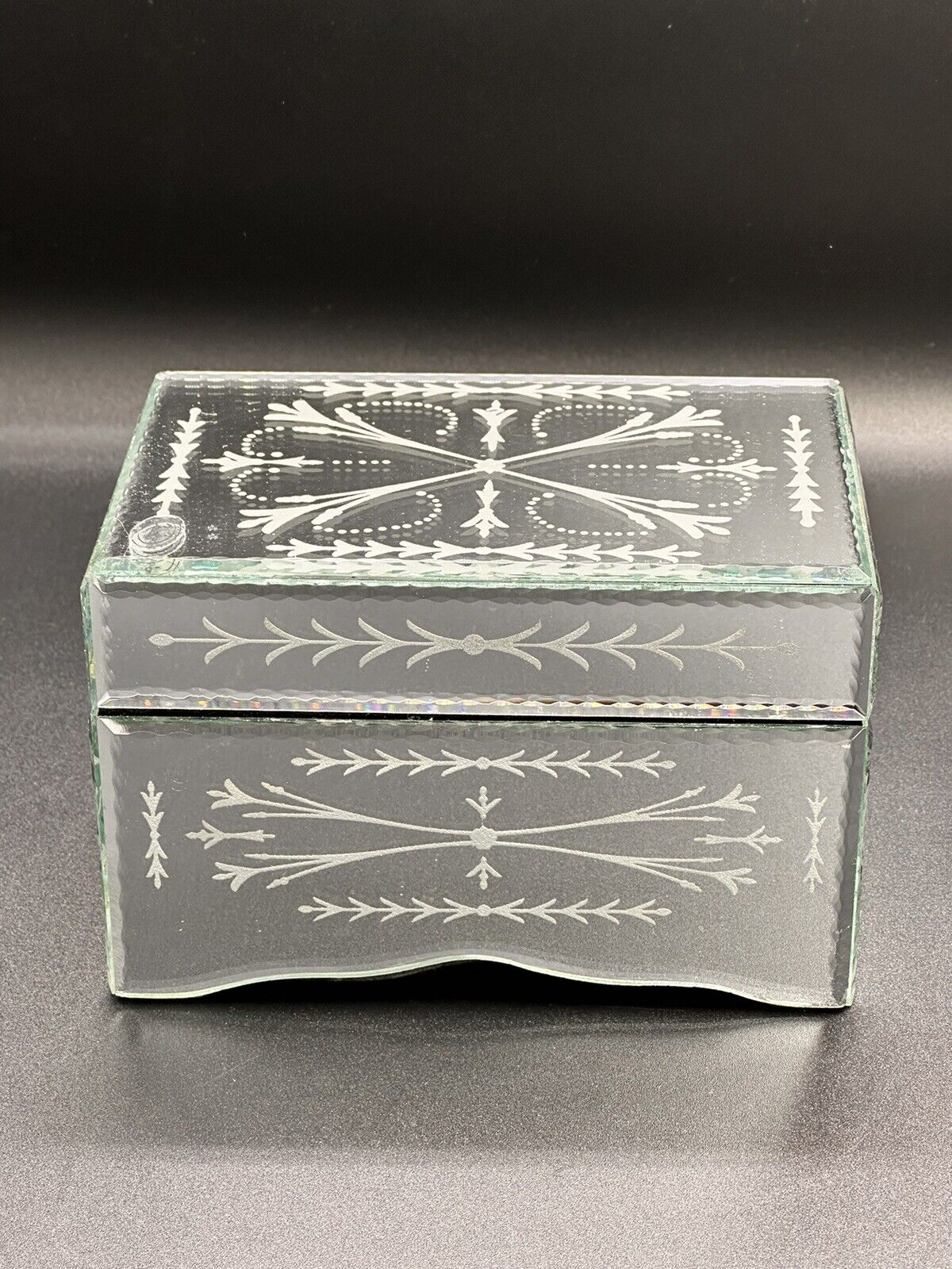 Studio Silversmith Artisan Mirrored Trinket Box Jewelry Etched Beveled Vintage