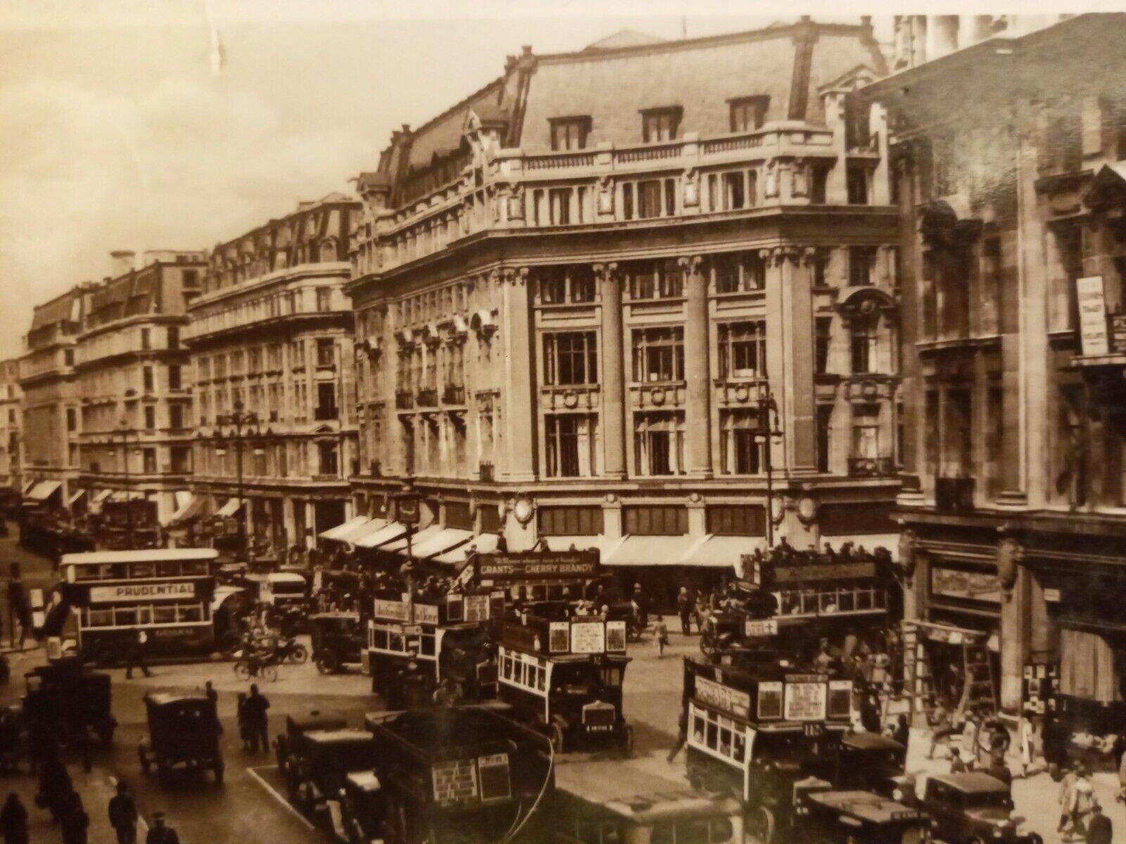 London, Oxford Circus & Regent St, circa 1930, Real Photo, CPA