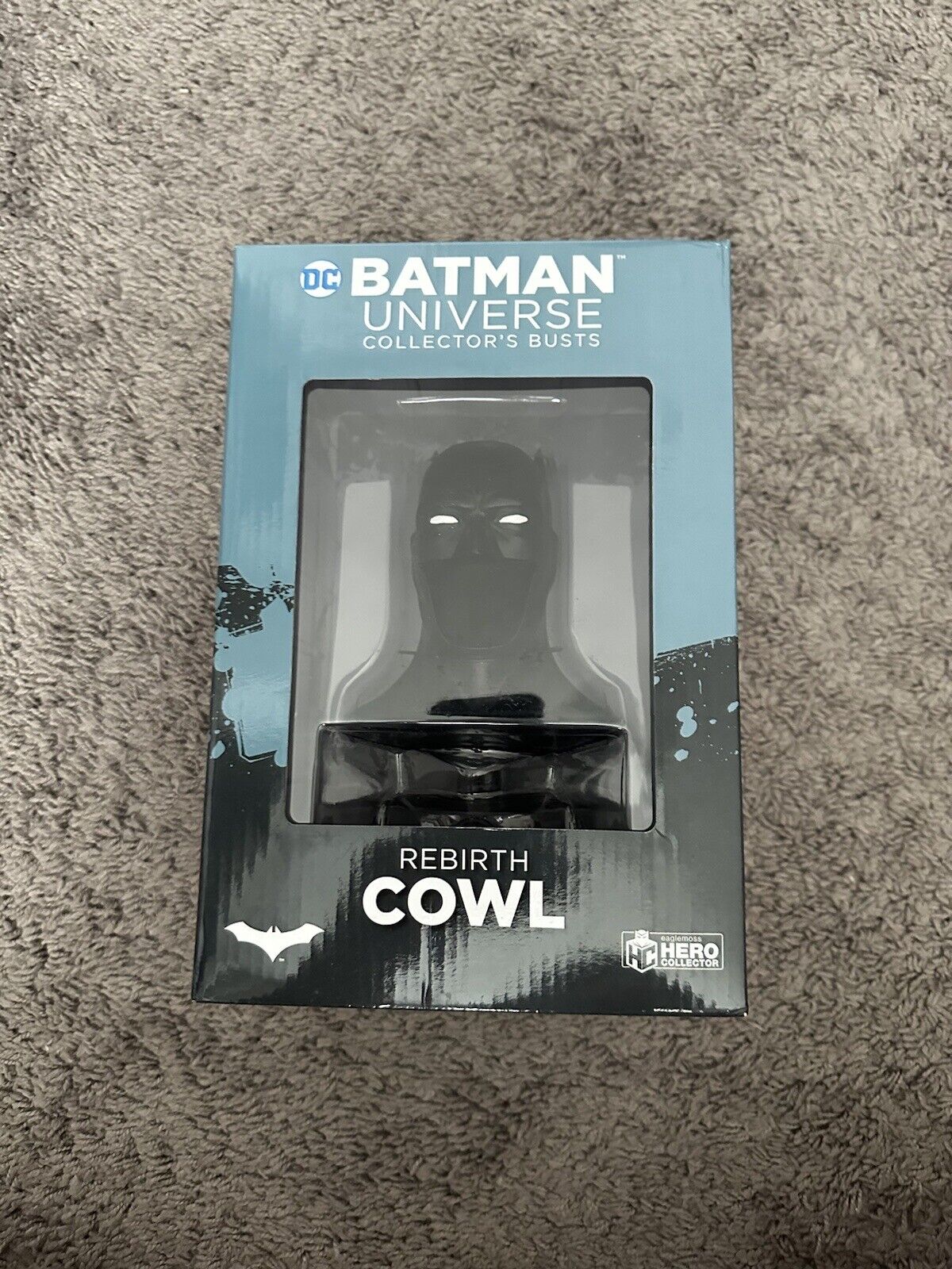 Batman Universe Cowl Collector\'s Busts: Rebirth, Eaglemoss