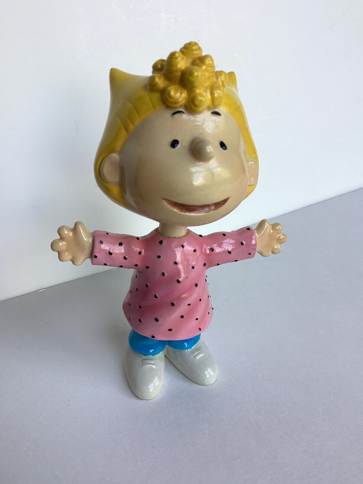 Westland Giftware Peanuts Collection Sally Figurine Porcelain 8149 3.5”