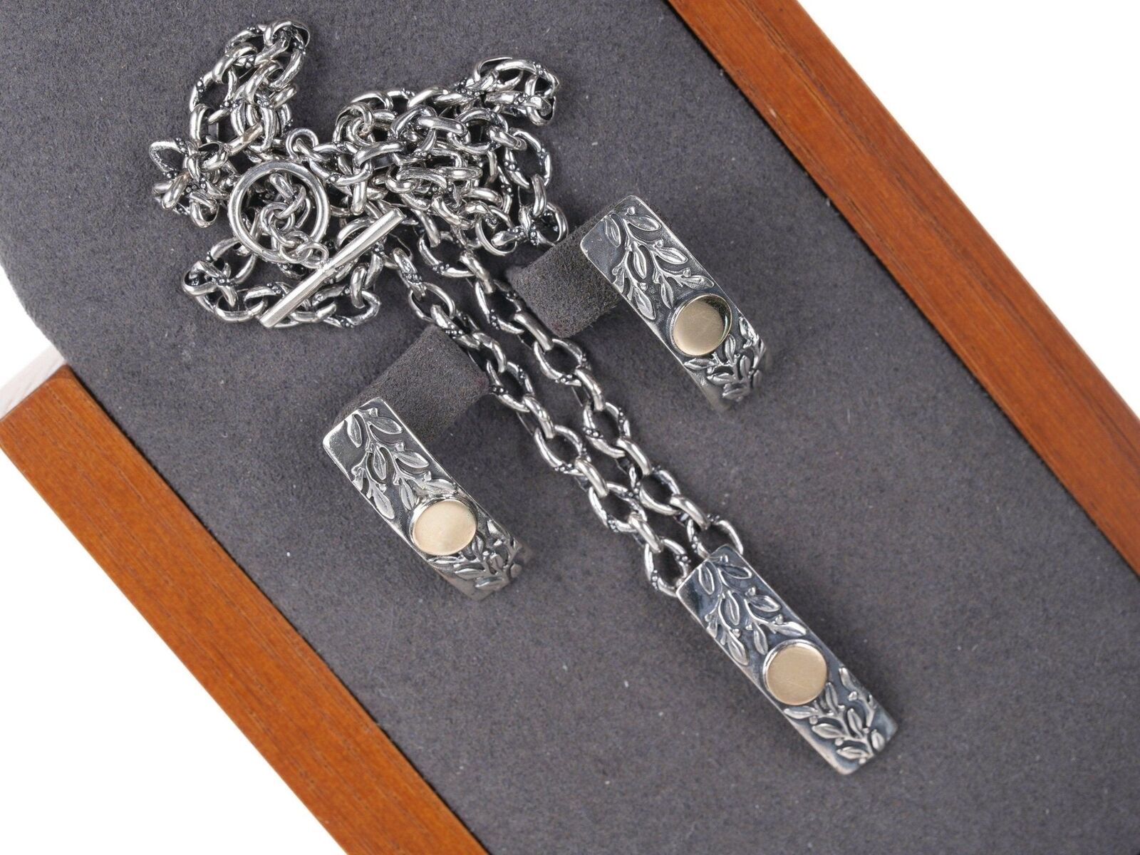 AR Joyeros 14k/950 silver earrings pendant and necklace set