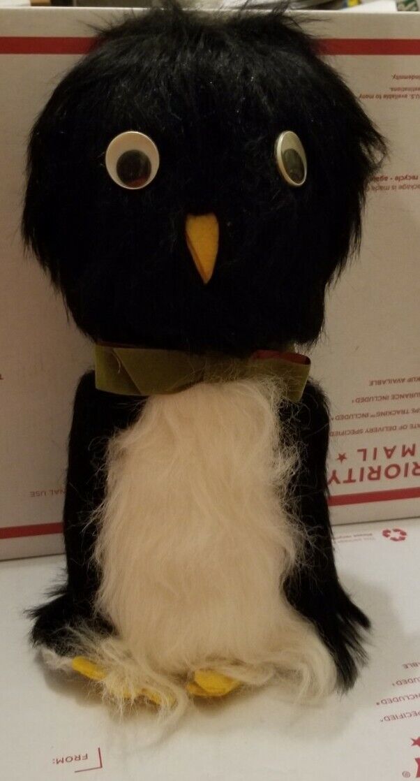 Adorable vtg retro fuzzy penguin w googley eyes made from soda bottle