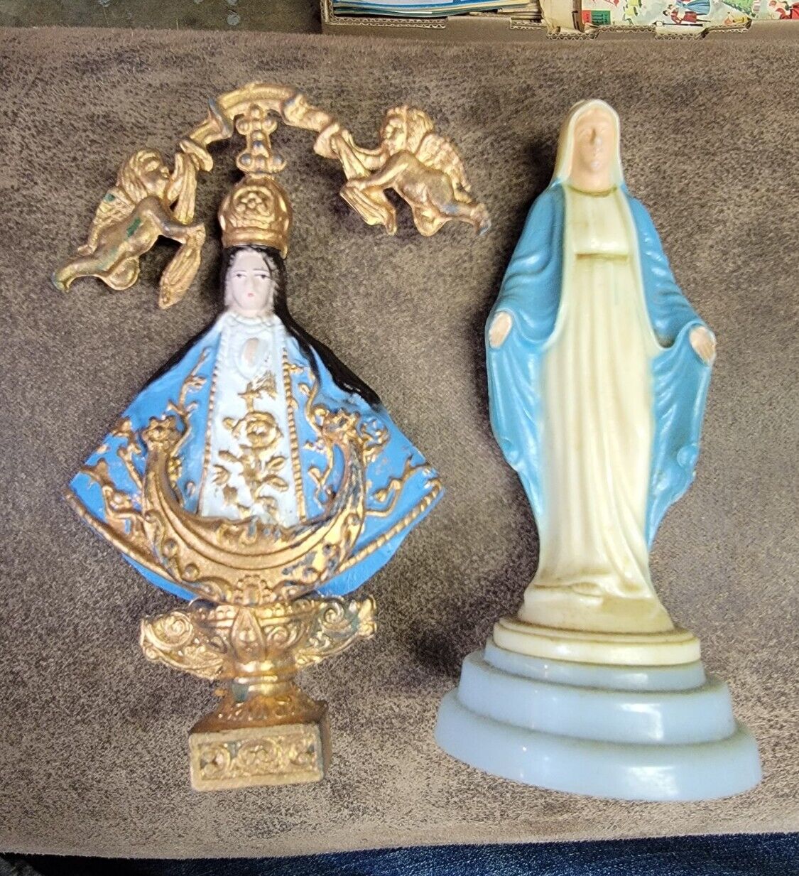 Vintage Virgin Mary Figure Hard Plastic Magnetic Hartland MCM Religious READ 