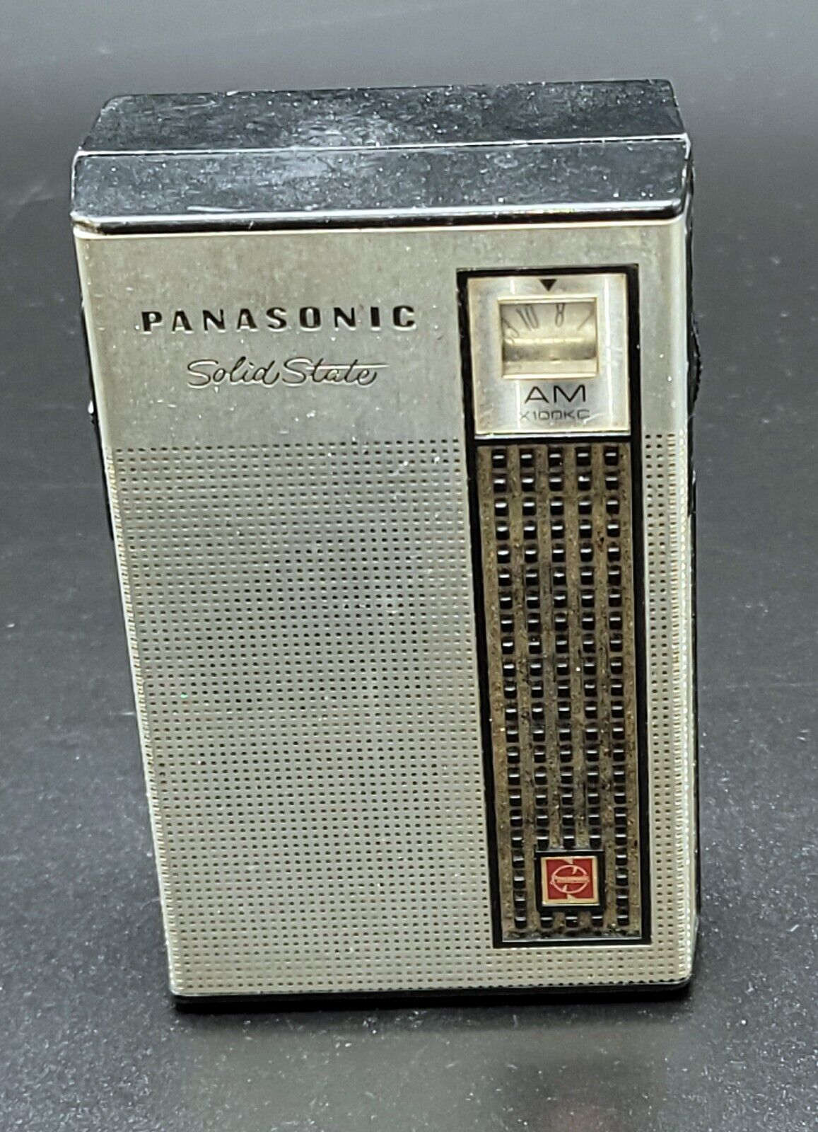Vintage Panasonic 7 Transistor Radio, Model R-1038  AM Band