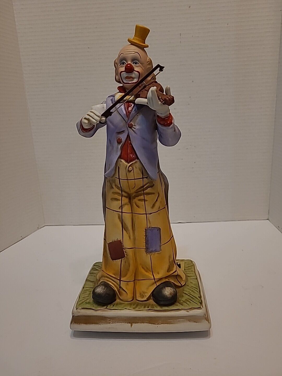 Melody In Motion Violin Clown Handmade Handpainted Porcelain Music Box