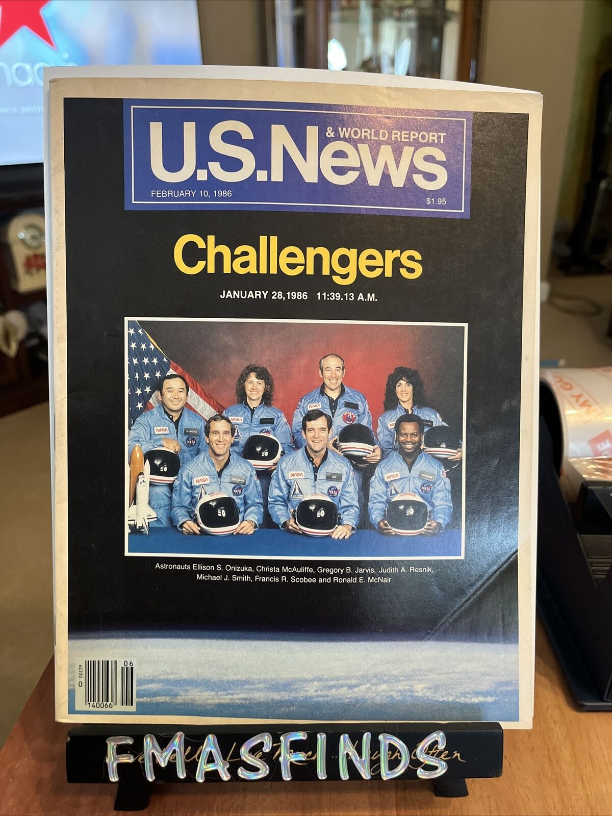 L2 1986 CHALLENGER SHUTTLE Feb 10 US News & World Report Christa McAuliffe 
