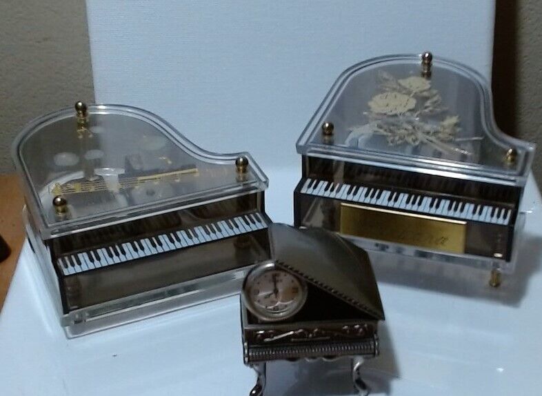 Set of 3 VTG piano pcs 2 music boxes and one clock. SEE DESCRIPTION FOR DETAILS