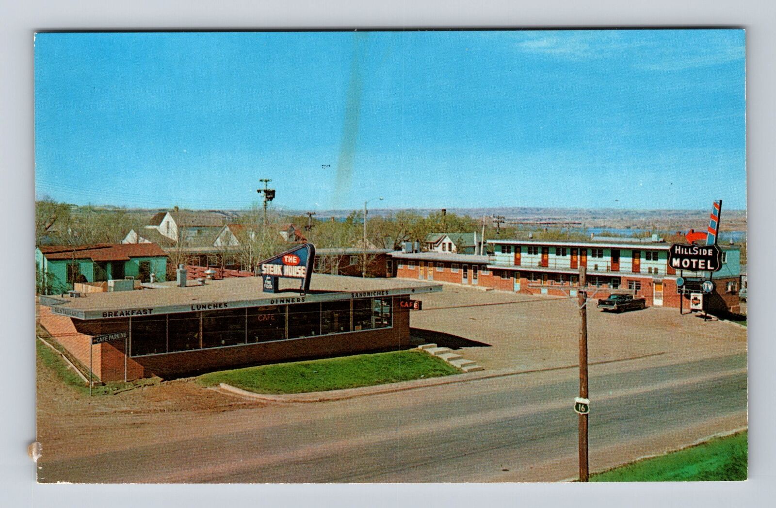 Chamberlain SD-South Dakota, Hillside Motel, Advertising Vintage Postcard