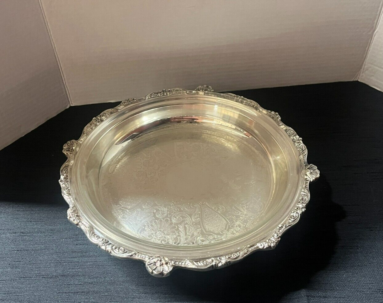 Vintage 5th Ave Silver Co Footed Pie Dish Holder - 12\