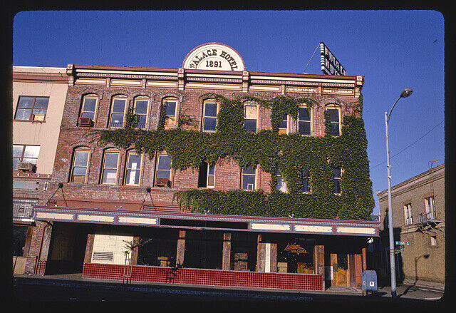 Photo:Palace Hotel (1891),State Street,Ukiah,California