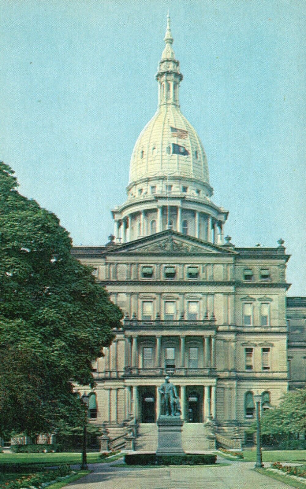Postcard MI Lansing Michigan State Capitol Unposted Chrome Vintage PC G4122