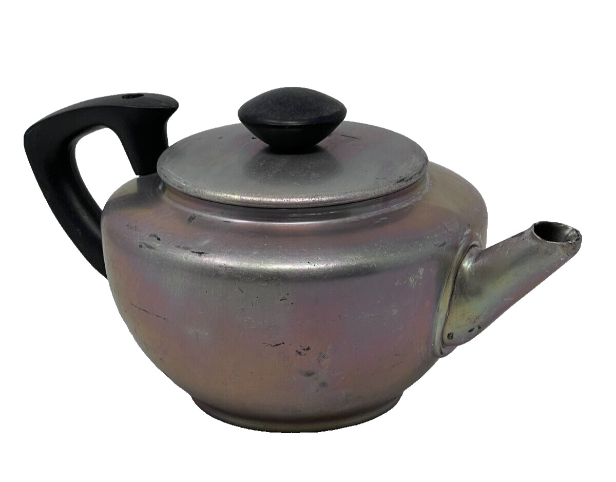 Vintage 1950\'s MIRRO Aluminum Teapot 1536M 4 Cup Kettle