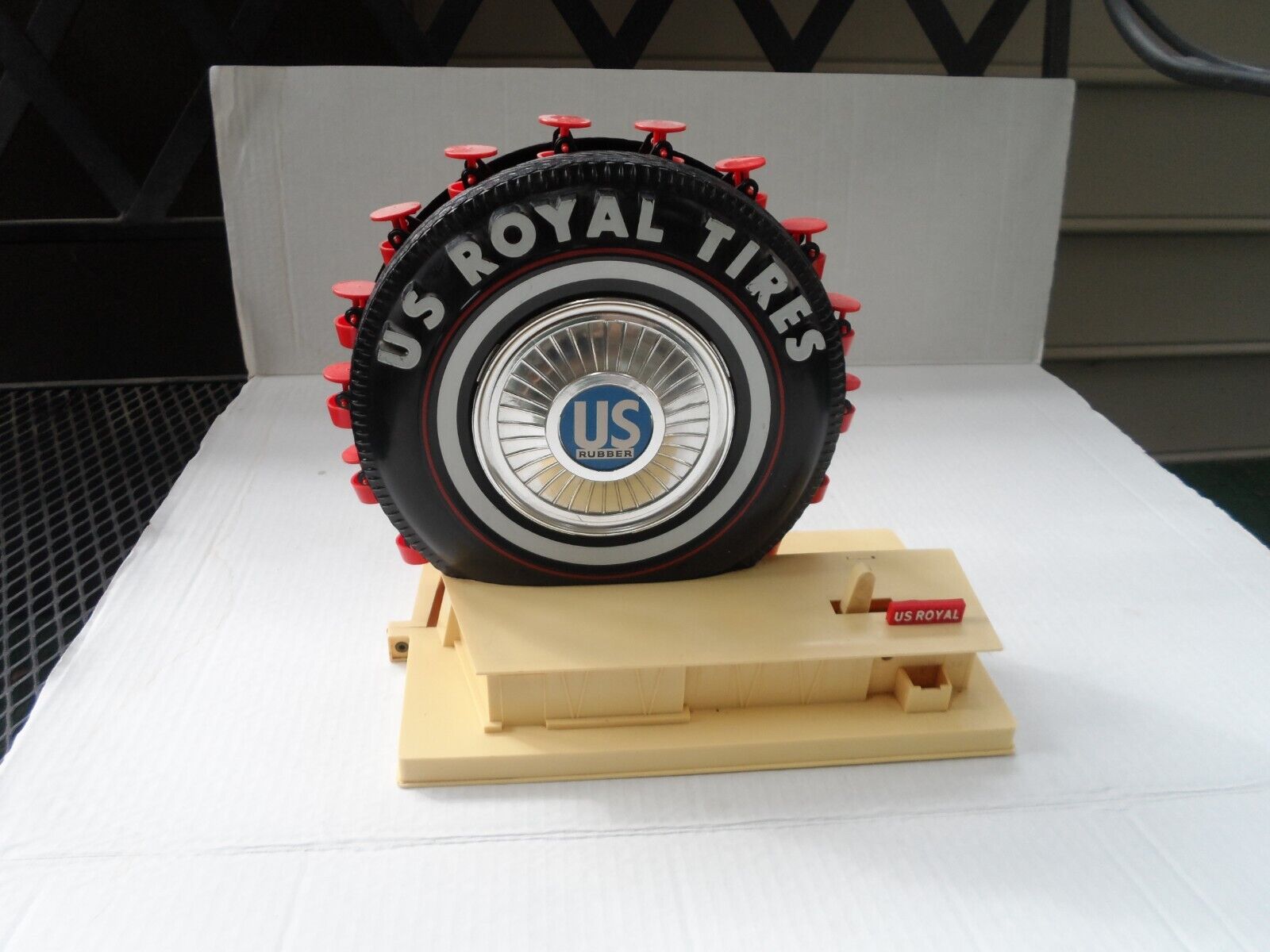 U.S. Royal Giant Tire Ride Toy 1964 N.Y. World\'s Fair WORKING Toy