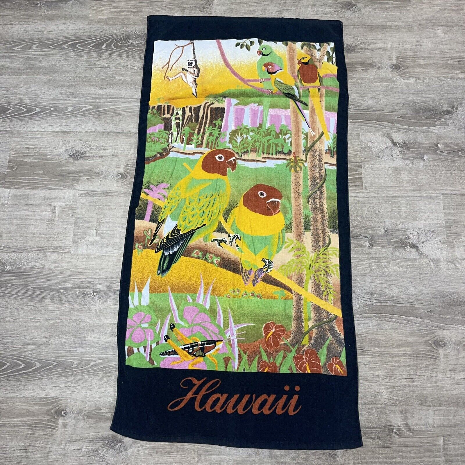 Vintage Large Beach Towel Tropical Animals HAWAII 1987 Black