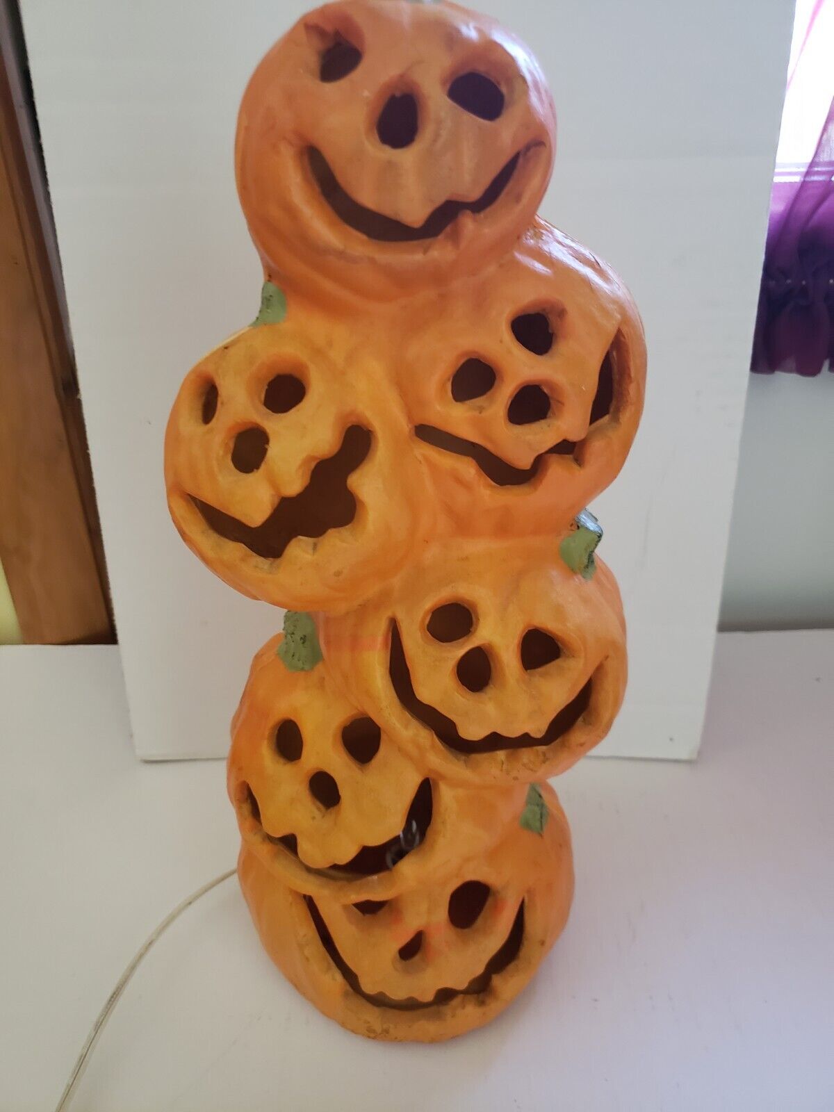 Vintage Stacked Pumpkin with 6 Faces, Plug in