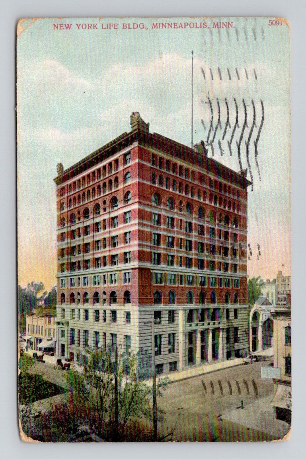 Postcard New York Life Building in Minneapolis Minnesota, Antique N6