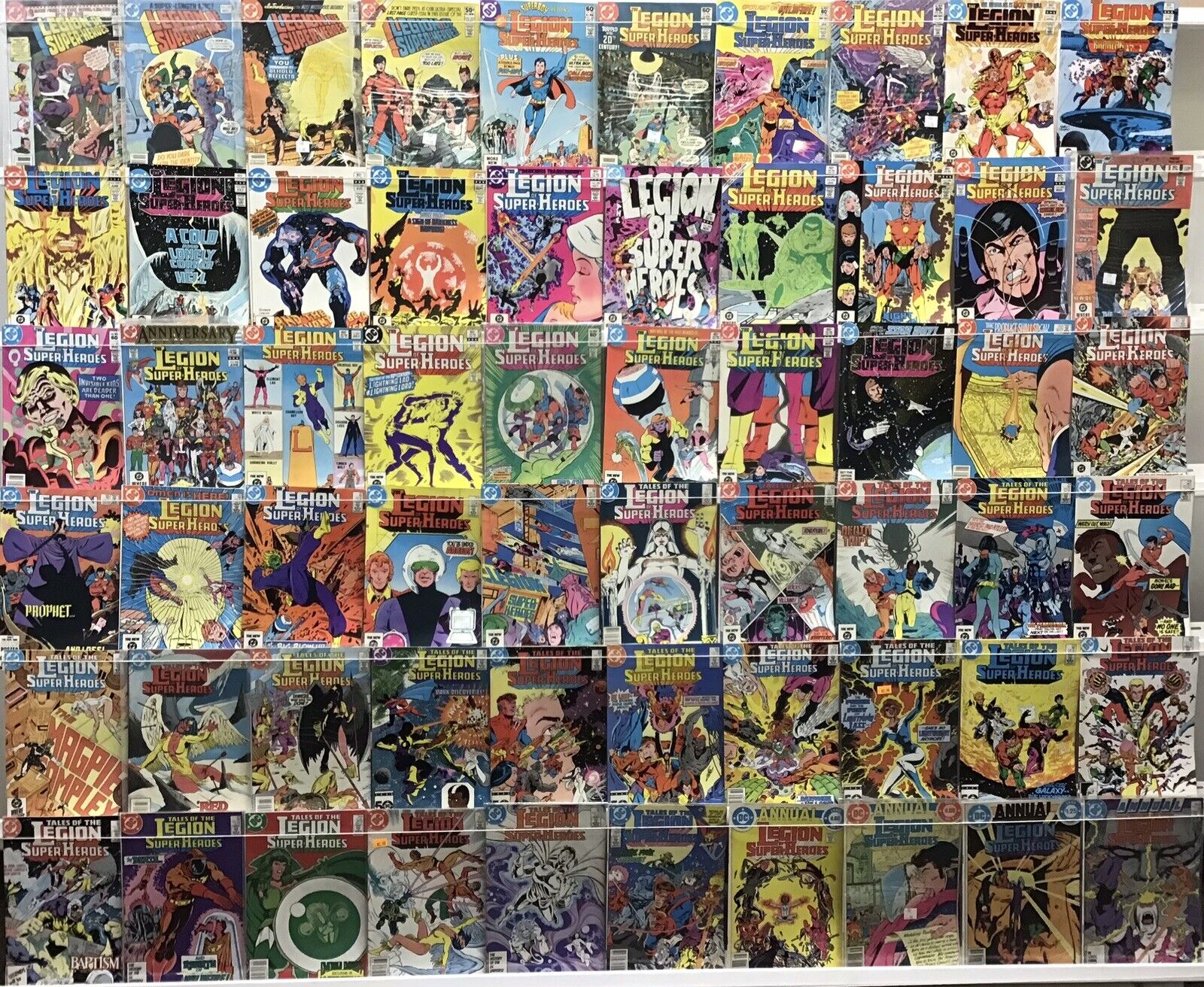 DC Comics - Legion of Super Heroes - Comic Book Lot of 60