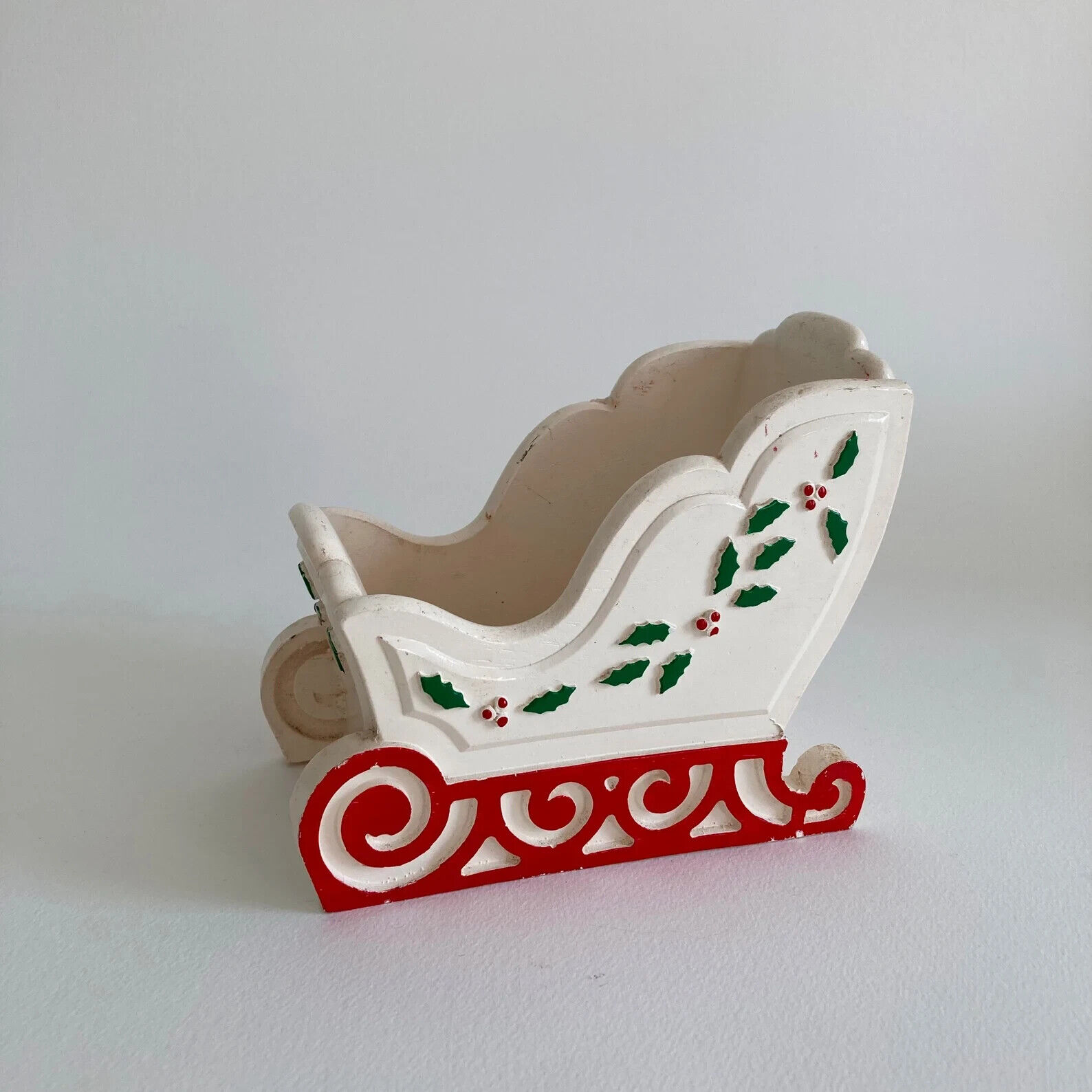 1990s, Christmas Sleigh Container – Holly and Ivy Pattern – Antique Paint Finish