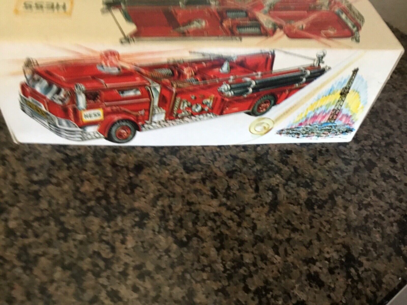 Hess 1970 fire truck with box and working