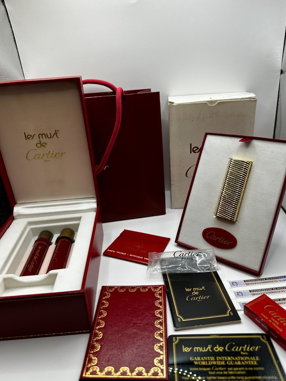 Cartier Solid gold 18k 750 lighter