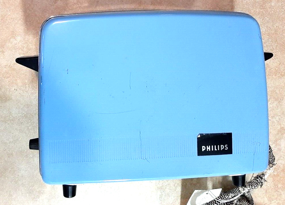 Philips Baby Blue Type HM 3410 220 Volts Electric Toaster
