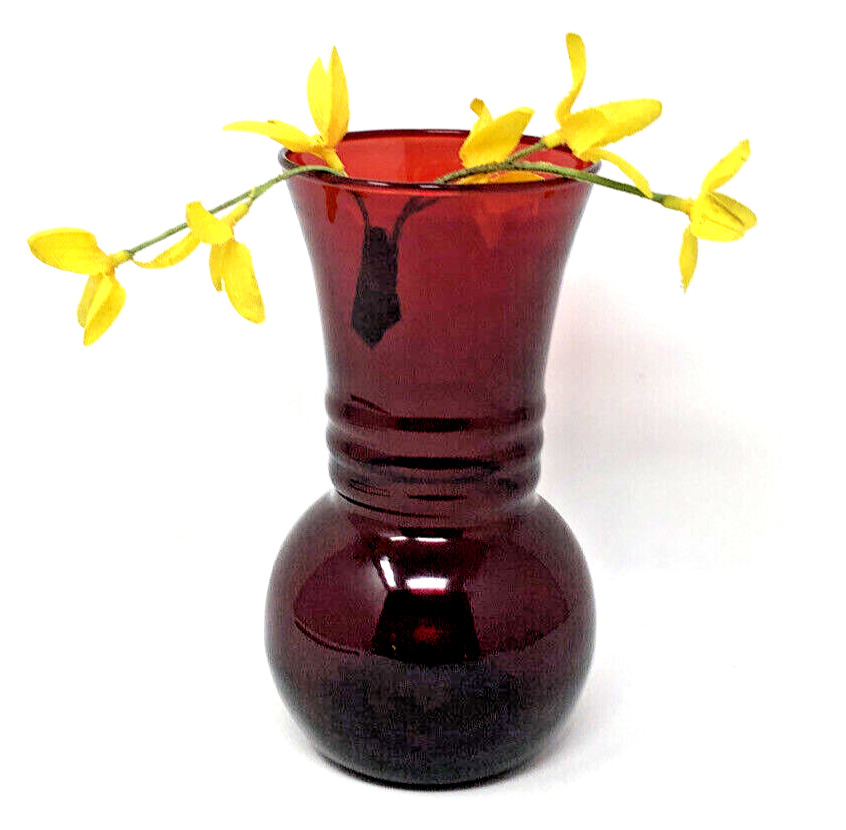 Bartlett Collins Bud Vase Ruby Red Vintage Glass Bulb Shaped 6.5\