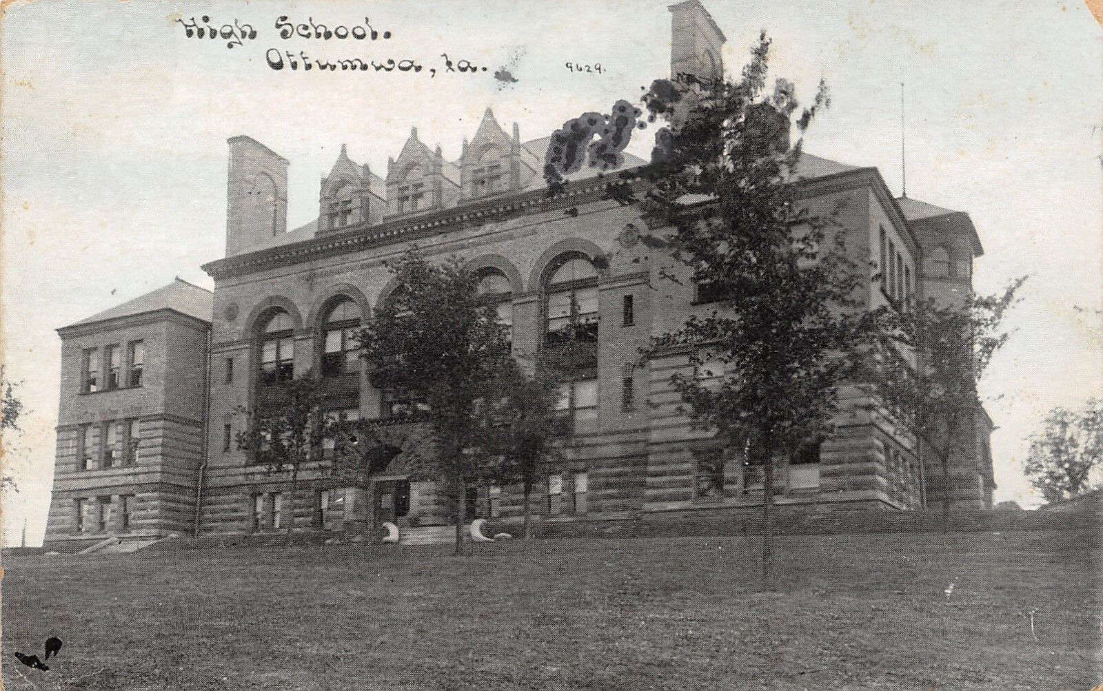Ottumwa Iowa~High School on Hilltop~Adams School?~1910 CU Williams Photoette~PC