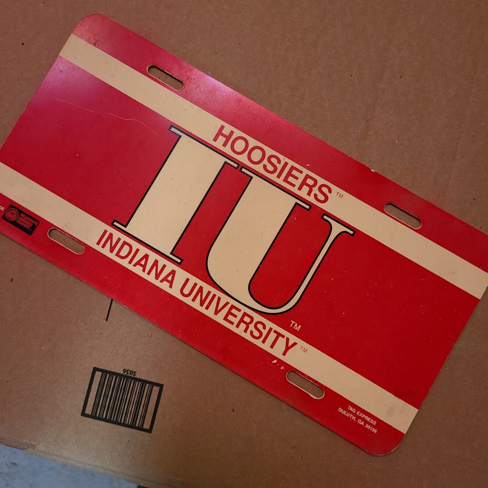 Indiana University IU Hoosiers Retro Vintage License Plate