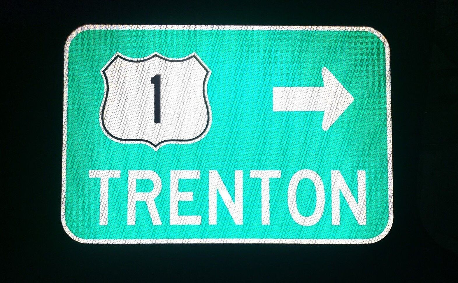 TRENTON, New Jersey route road sign 18