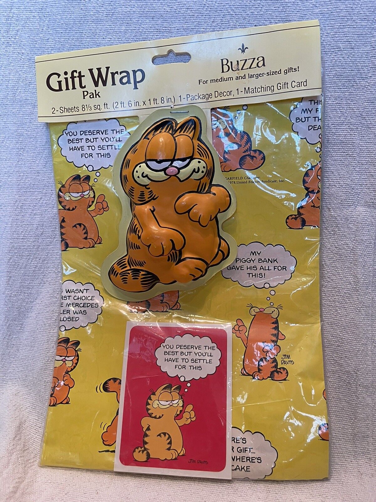 Rare 1980\'s Vintage Garfield Cat Gift Wrap Pak