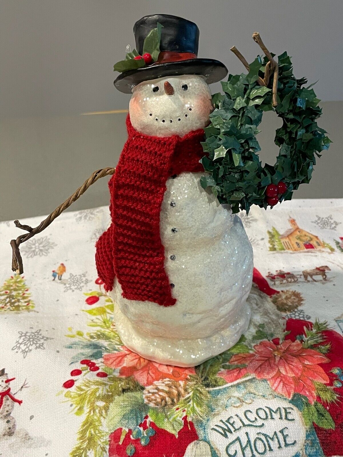 Vintage Silvestri Snowman w/Wreath, Freestanding Ceramic Figurine/Statuette, EUC