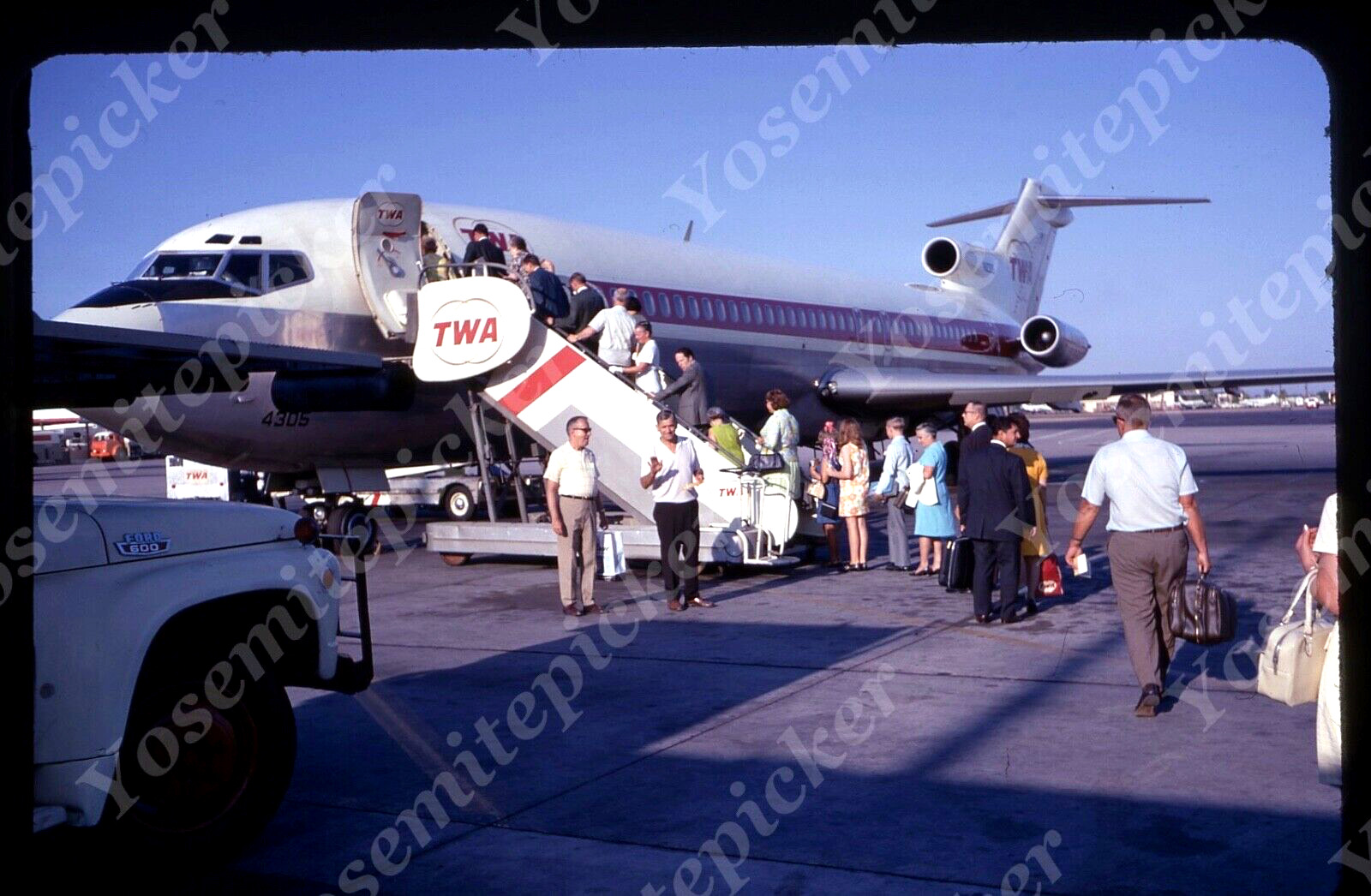 sl80  Original slide  1969 TWA Airlines Airplane 144a